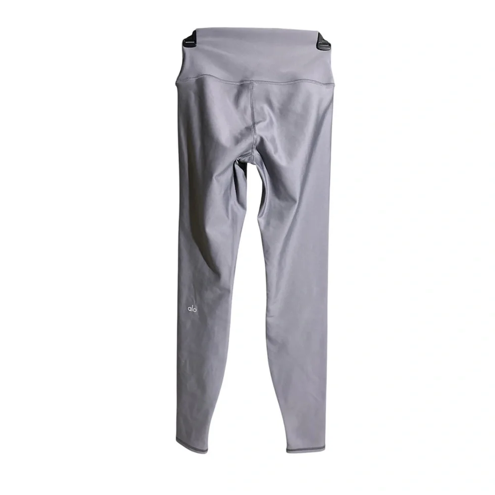 ALO Yoga cozy black